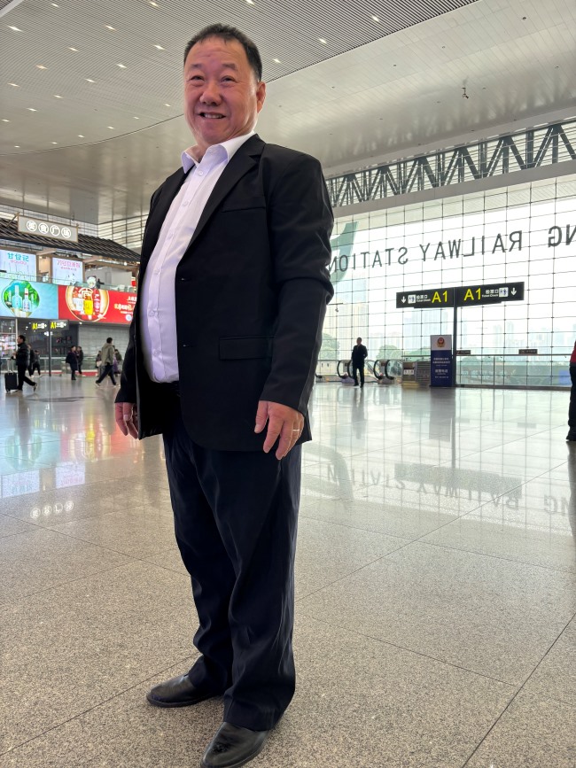 ��������